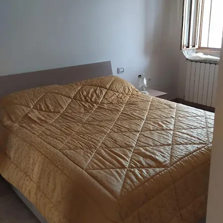 Apartamento Aurora 2 *